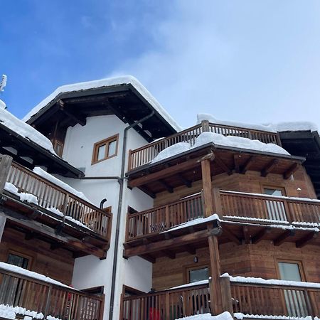 Lthorses & Dreams Bed & Breakfast La Thuile Exterior photo