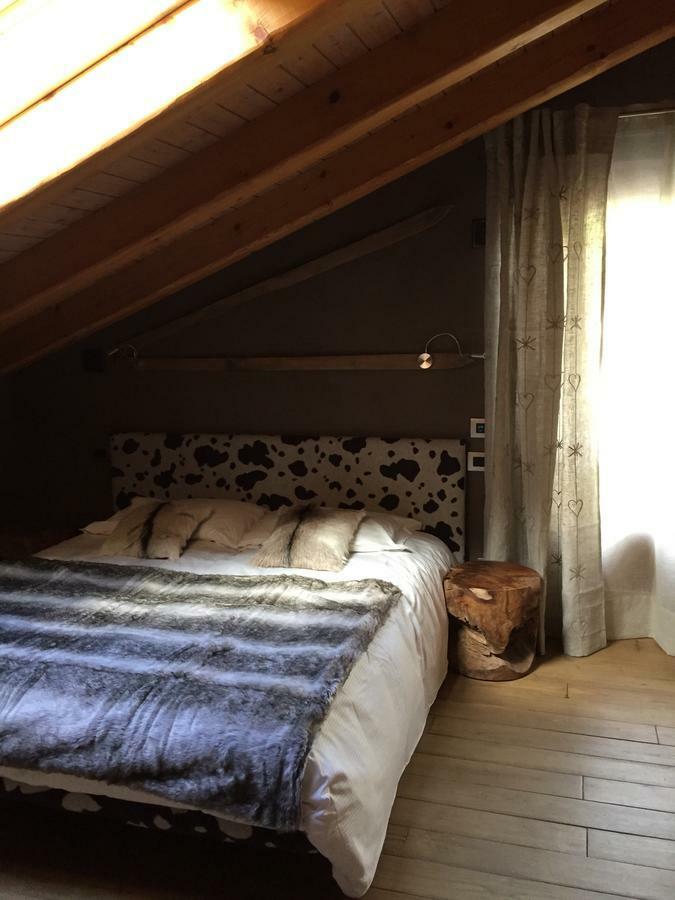 Lthorses & Dreams Bed & Breakfast La Thuile Exterior photo