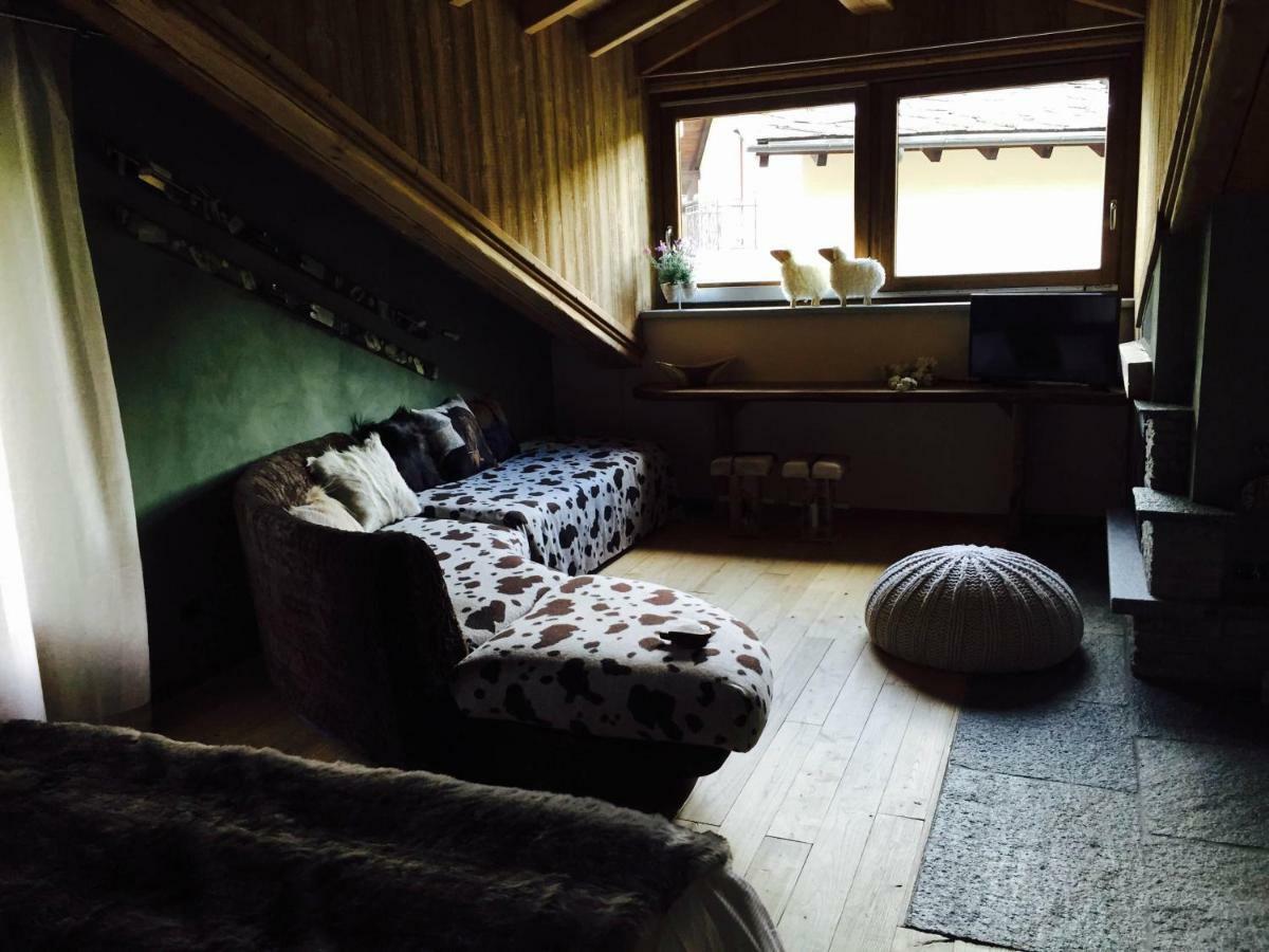 Lthorses & Dreams Bed & Breakfast La Thuile Exterior photo