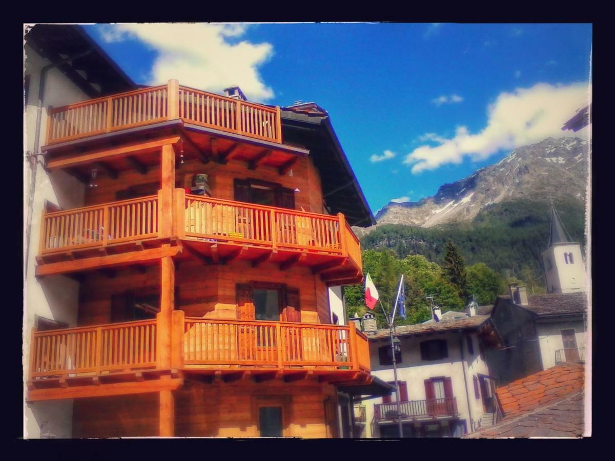 Lthorses & Dreams Bed & Breakfast La Thuile Exterior photo