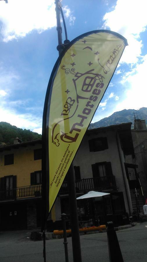 Lthorses & Dreams Bed & Breakfast La Thuile Exterior photo