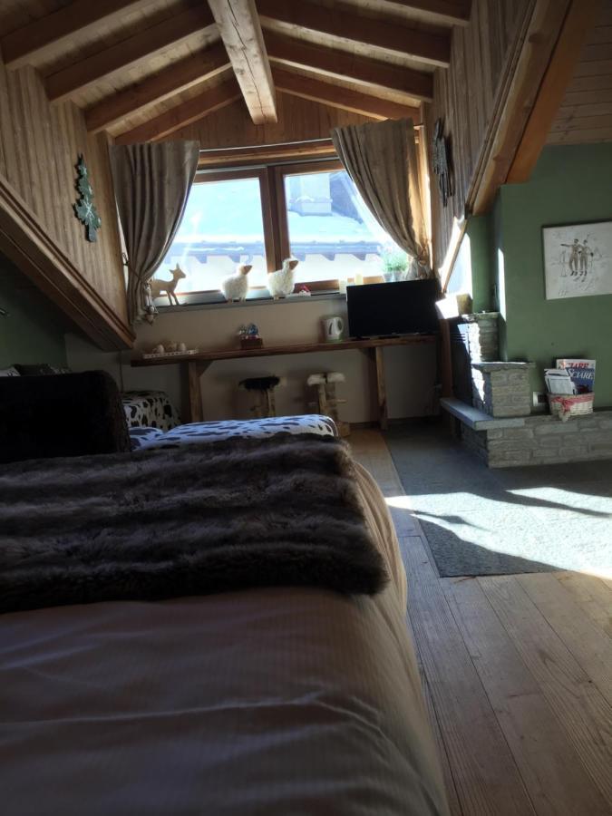 Lthorses & Dreams Bed & Breakfast La Thuile Exterior photo
